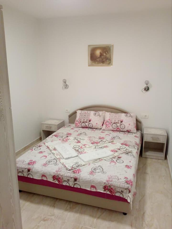 Apartmani M&V Сутоморе Экстерьер фото