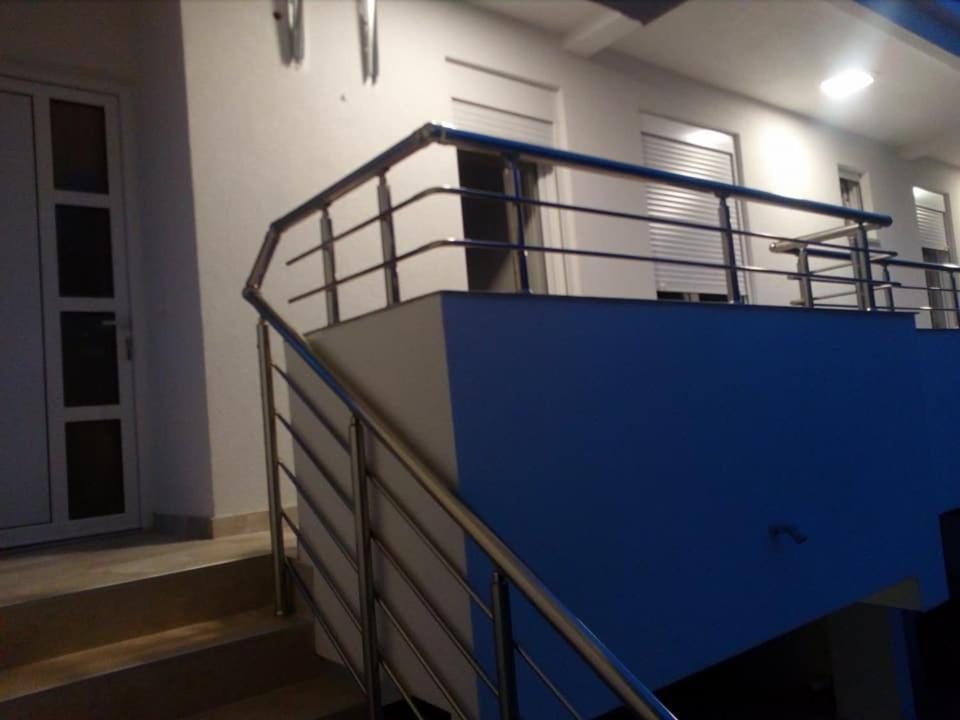 Apartmani M&V Сутоморе Экстерьер фото